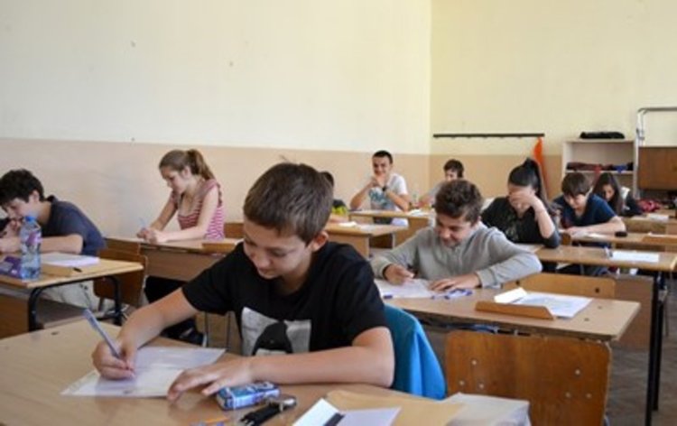 Заявленията за кандидатстване след VII клас ще се подават и електронно