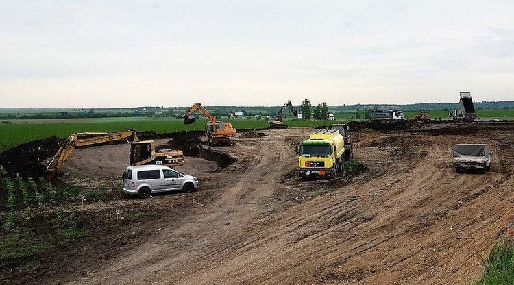 От края на юни ще можем да се качваме и да слизаме от магистралата на Плодовитово и в двете посоки
