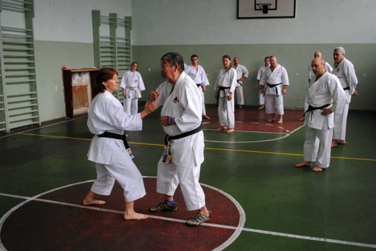Майстори в бойните спортове мерят сили за купата на "Свети Архангел Михаил" в Смолян