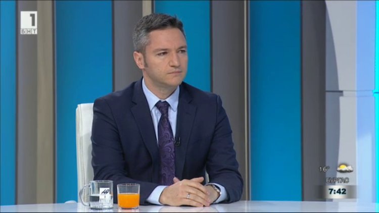 Кристиан Вигенин призова премиера Борисов да се въздържа да налага „върховенство на закона“
