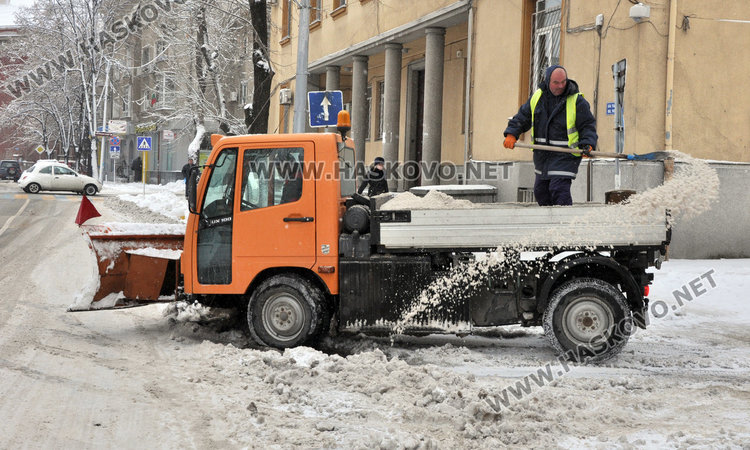 До 10 см. сняг в Хасково, пътищата проходими