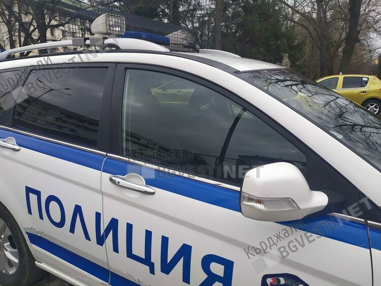 Жител на Джебелско не плаща издръжка, проверяват го