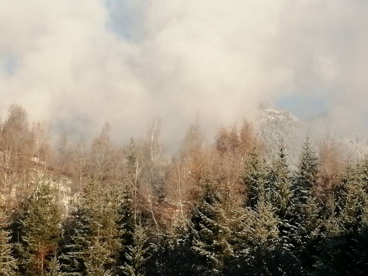 Облачно и с превалявания от сняг