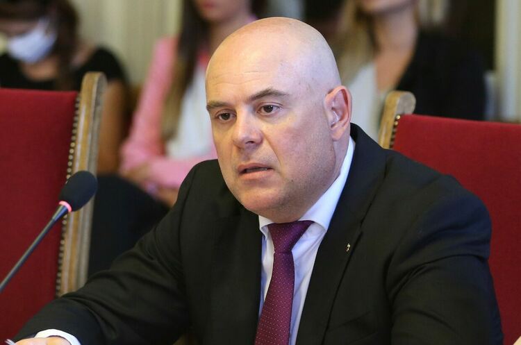 Иван Гешев - от оперативен работник в Пето районно управление до главен прокурор