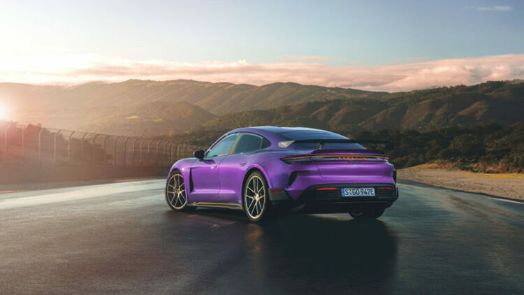Porsche създаде най-бързата си кола