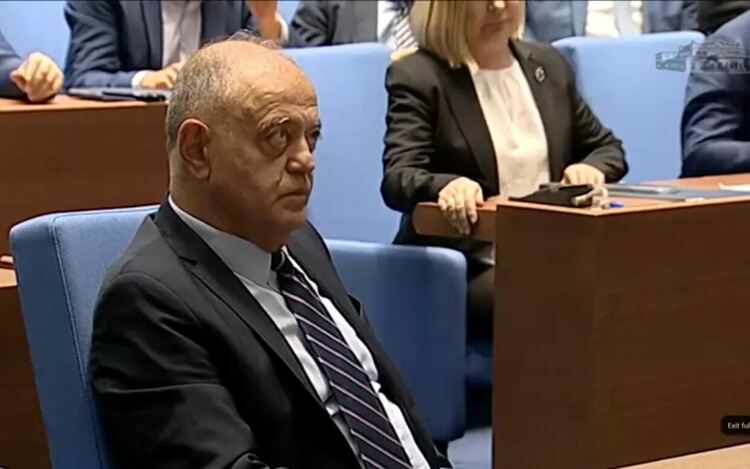 НС влезе в месец декември без председател