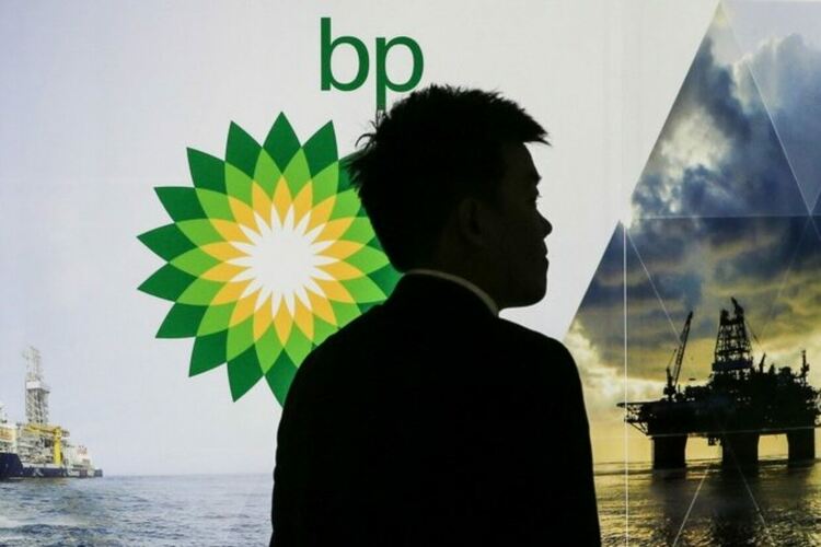 Британският енергиен гигант BP съкращава 4700 служители