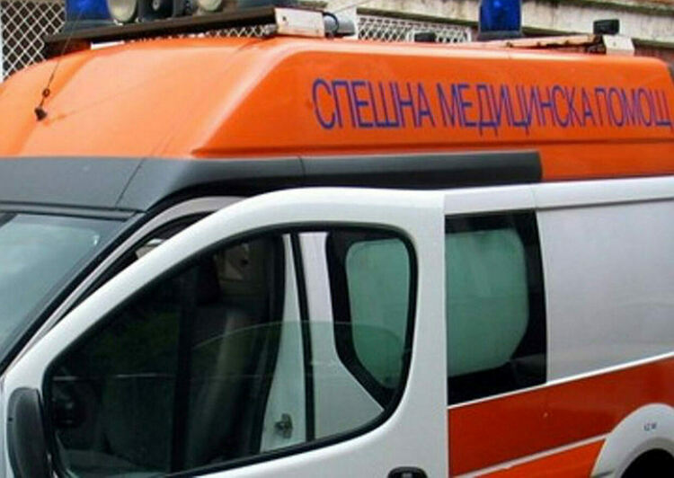 Двама пешеходци са в болница, след като пострадаха при пътни инциденти в Асеновград