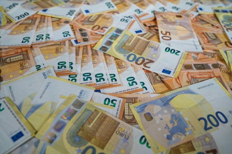 България пое 3,2 милиарда евро нов външен дълг от международните пазари