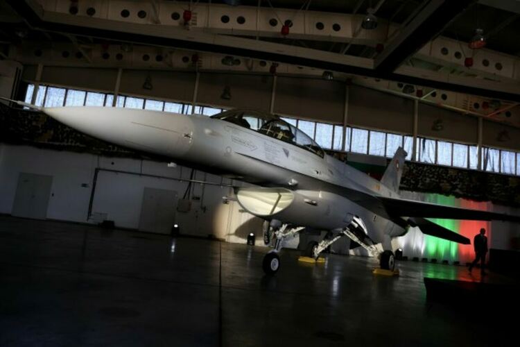 Проблем. Теч на гориво при първия български F-16