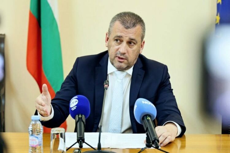 Транспортният министър: БДЖ, НКЖИ и Пощите са „практически фалирали“