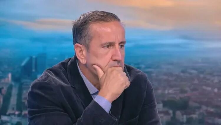 Харизанов: Обществото трябва да знае хората, работещи за него какво правят в работното и в извънработното си време