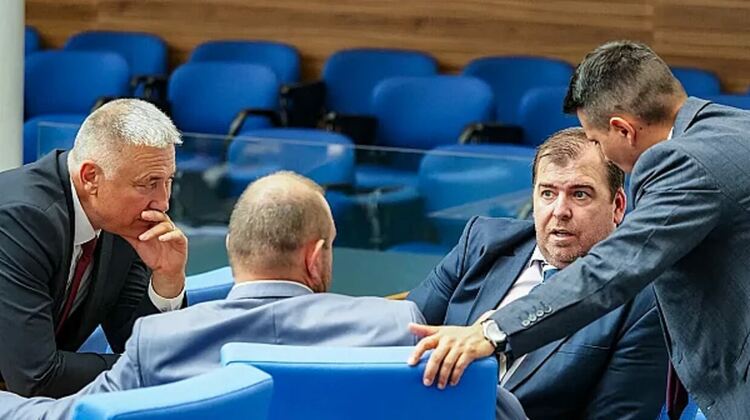 Парламентът ще гласува на второ четене Държавния бюджет за 2026 г.