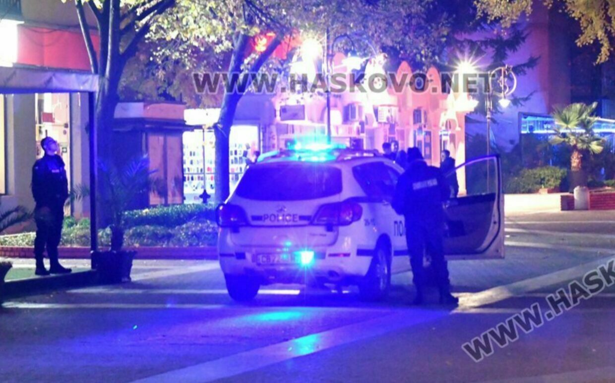 Спипаха петима за кражби на пари, колело, ядки и килим в Хасковско