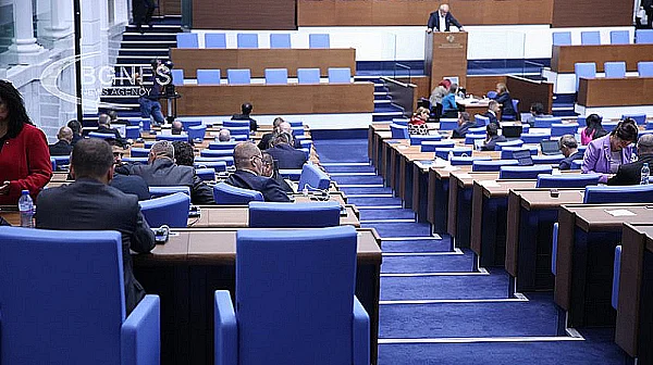 33% женска квота в големите компании: Парламентът одобри промените на първо четене