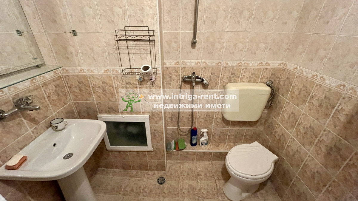 №4048 Двустаен апартамент за продажба в квартал Орфей - до магазин ”Фамилия”.