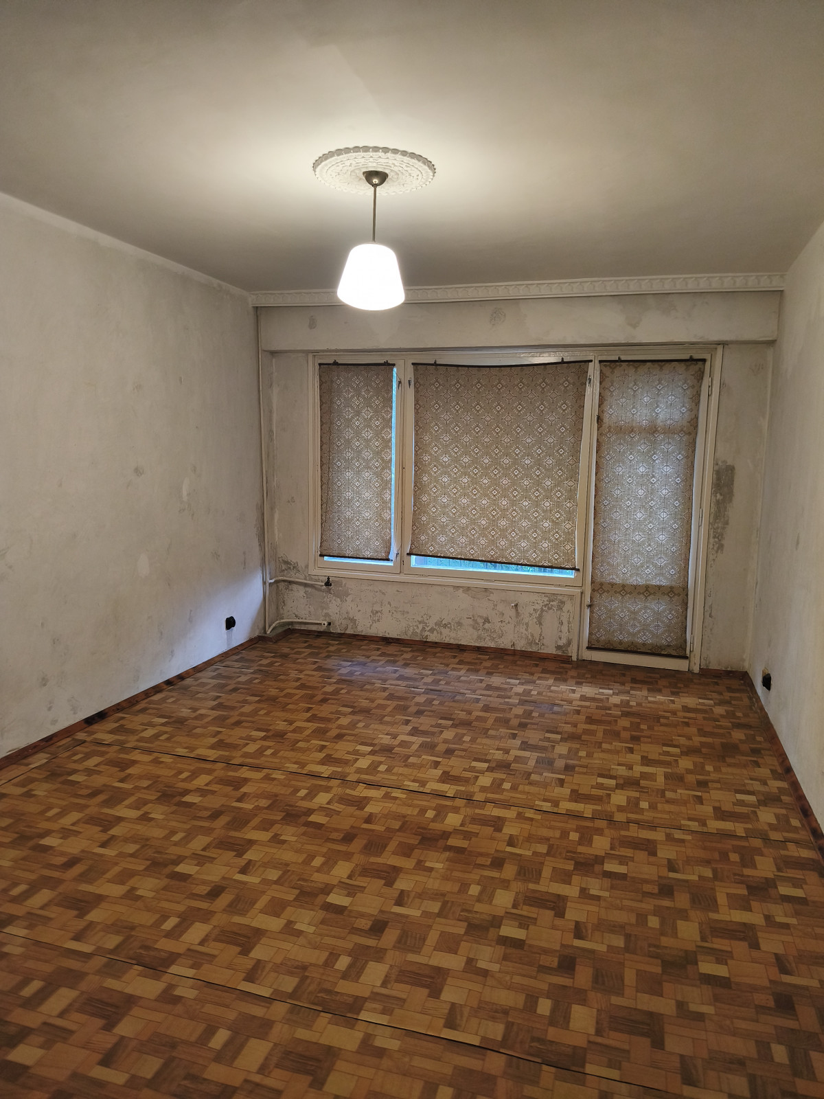 Тристаен апартамент в кв Куба,гр . Хасково 