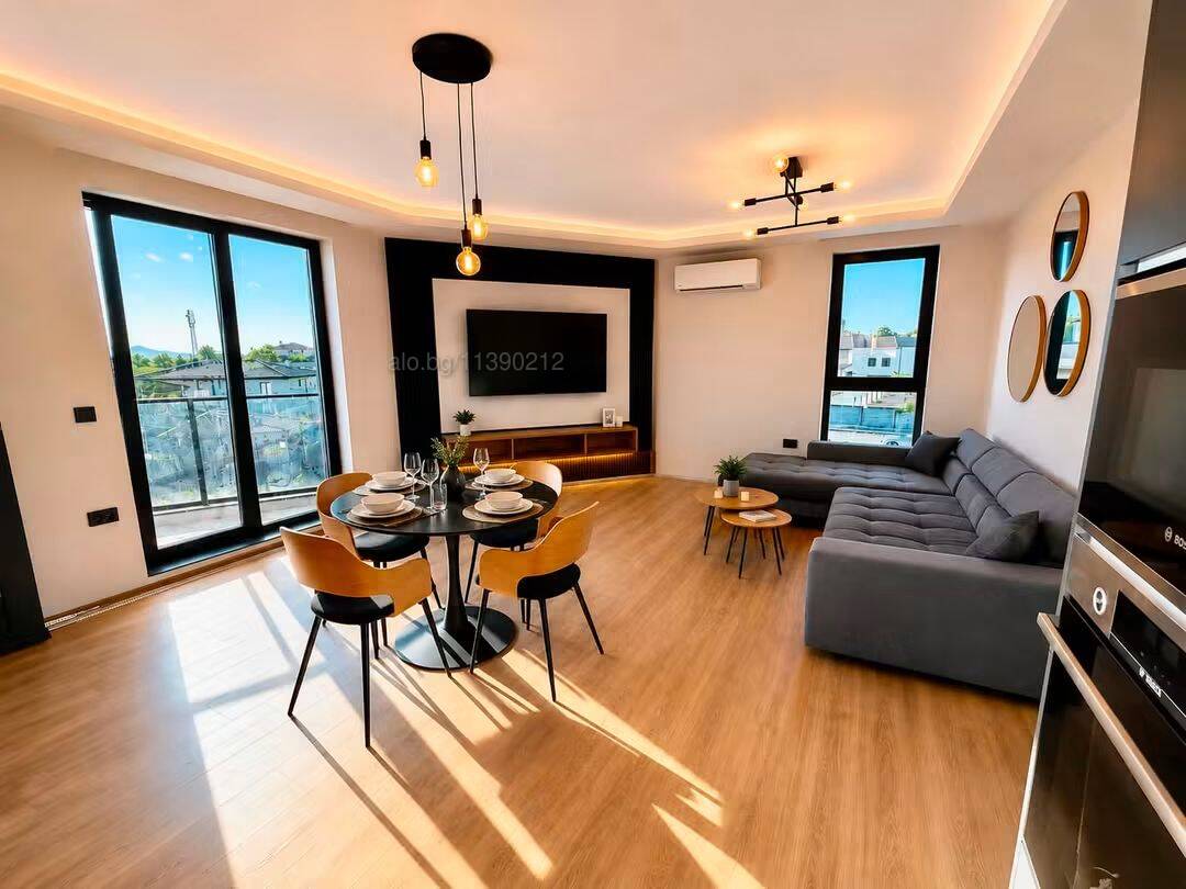 Yamacha Park Residence
