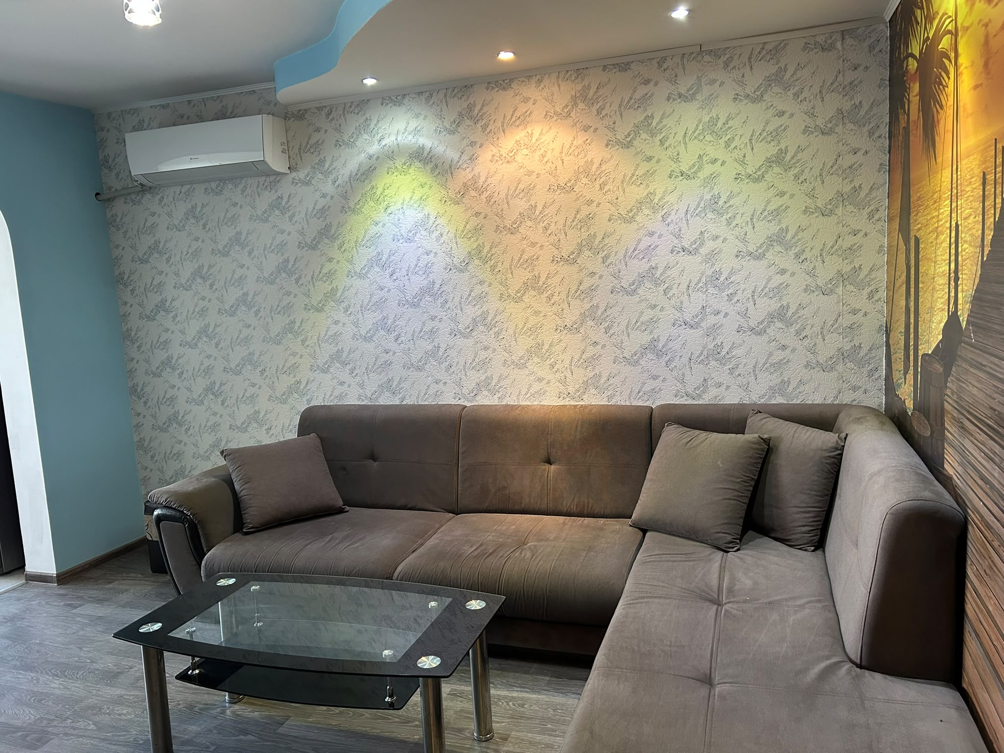 Двустаен апартамент 58 кв.м. в кв. Куба, гр. Хасково