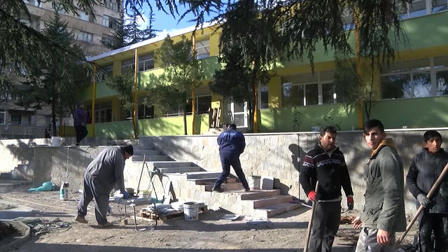 Очаква се до края на тази година да приключат дейностите в детските градини, които се ремонтират