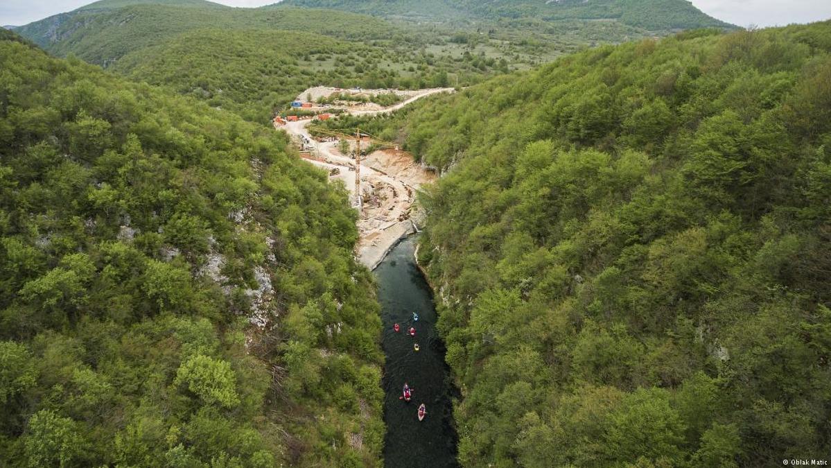 Обречена природа: В България бетонът се лее безспир