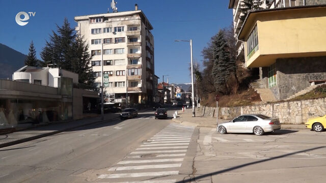 Гасят уличното осветление в Смолян от полунощ до 5 сутринта, заради скъпия ток