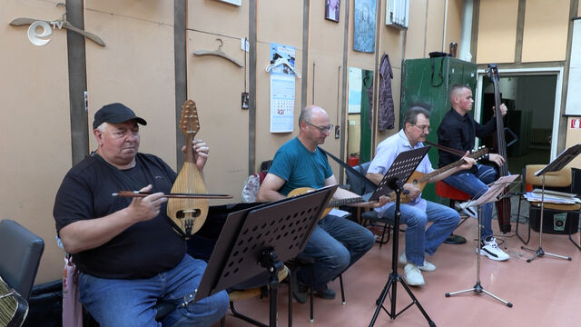С амбиция за много концерти и нов спектакъл фолклорен ансамбъл „Родопа“ откри новия творчески сезон